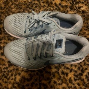 nike light blue womens running shoes size 8